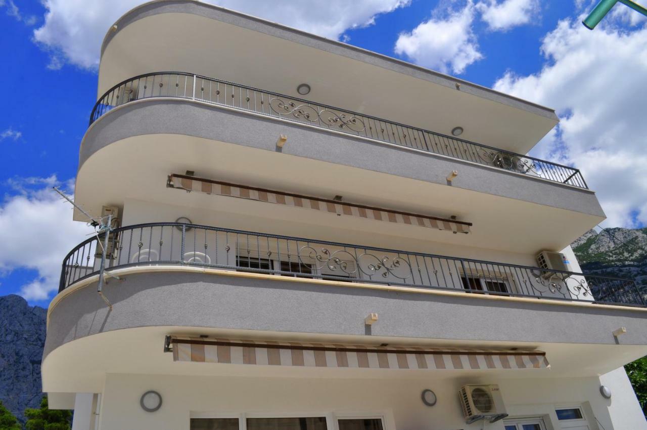 Apartment Ljubica Ljuban Макарска Екстериор снимка